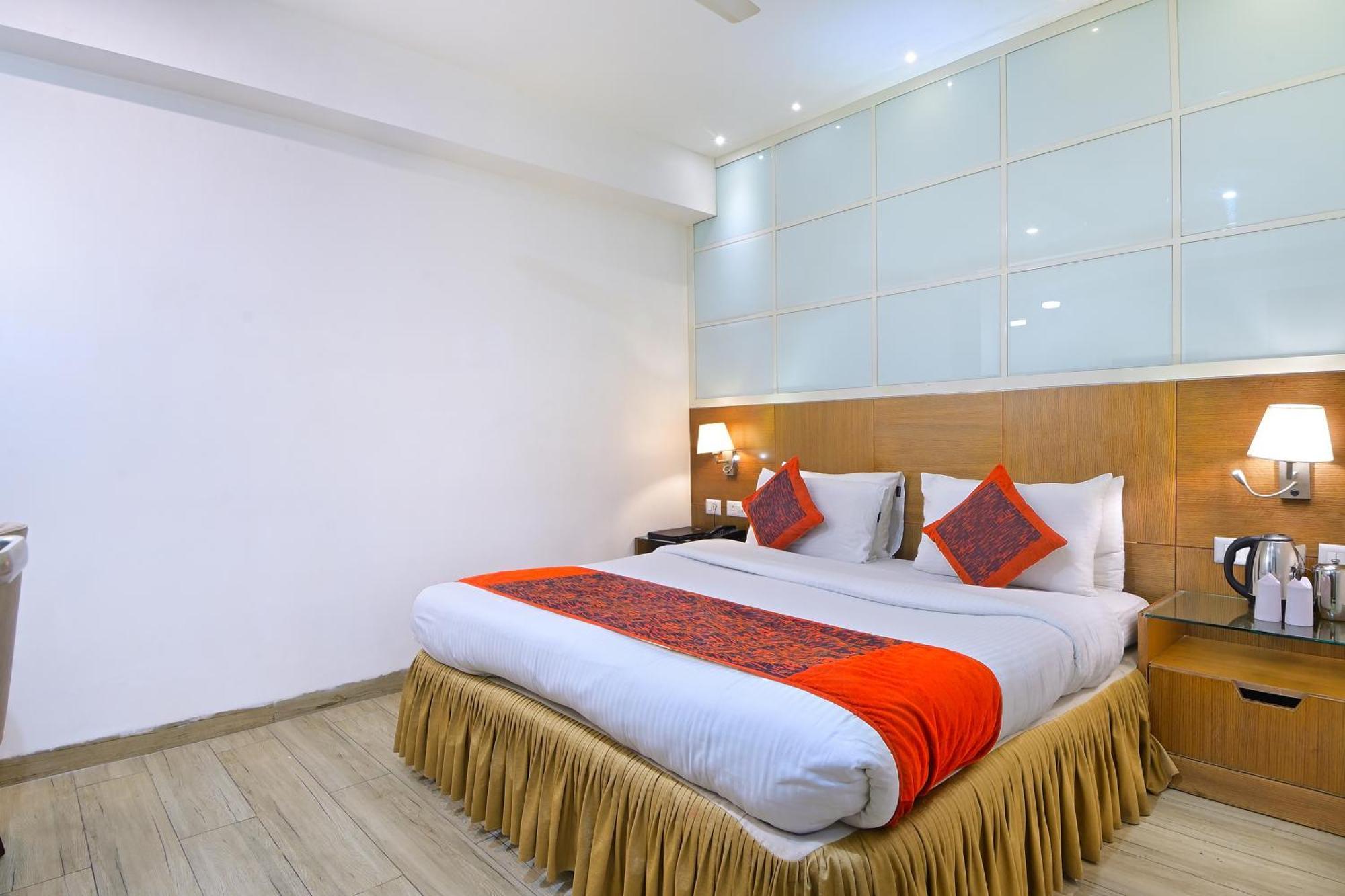 Hotel Hari Piorko - New Delhi Railway Station Exterior photo