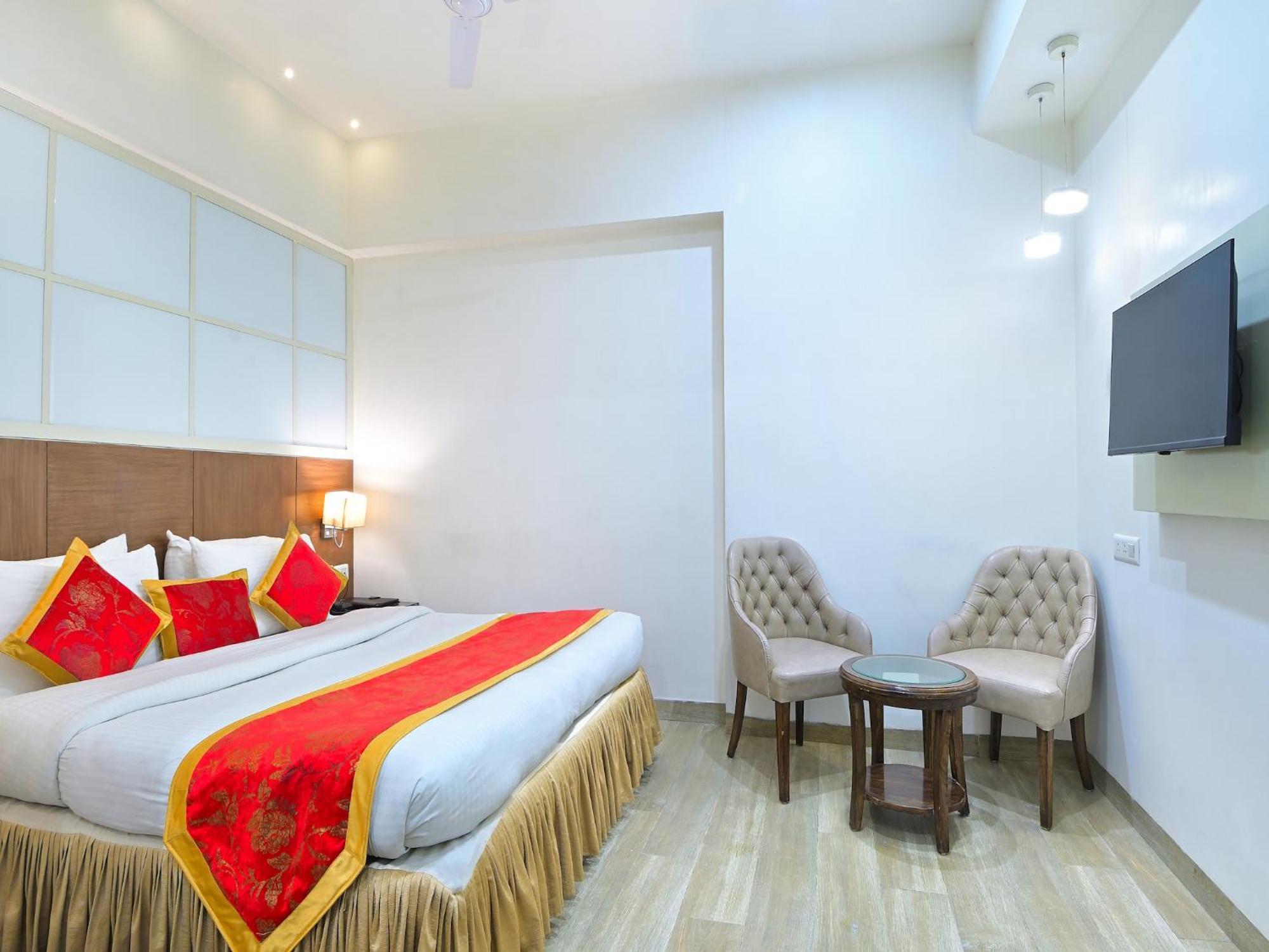 Hotel Hari Piorko - New Delhi Railway Station Exterior photo