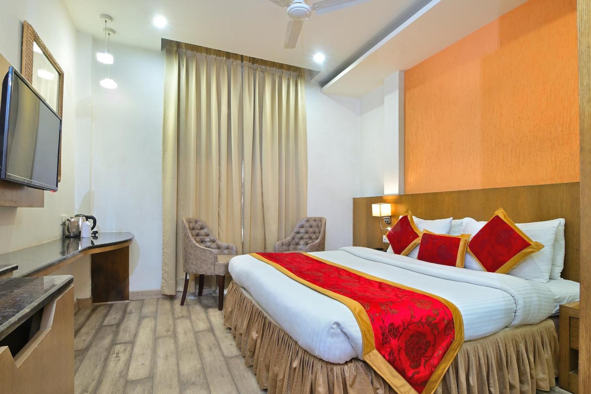 Hotel Hari Piorko - New Delhi Railway Station Exterior photo