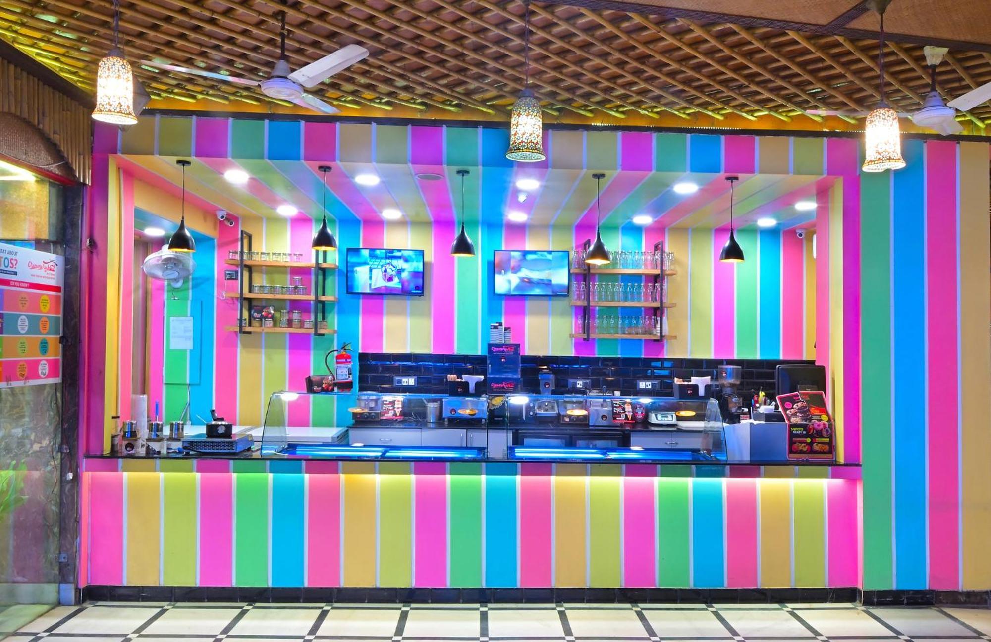 Hotel Hari Piorko - New Delhi Railway Station Exterior photo
