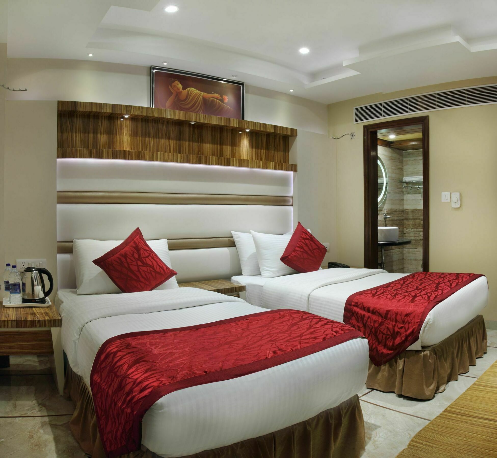 Hotel Hari Piorko - New Delhi Railway Station Exterior photo